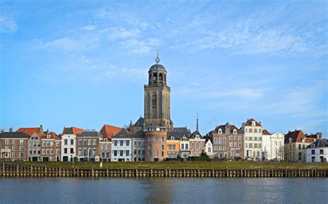 dewalendir|DEVENTER definition and meaning .